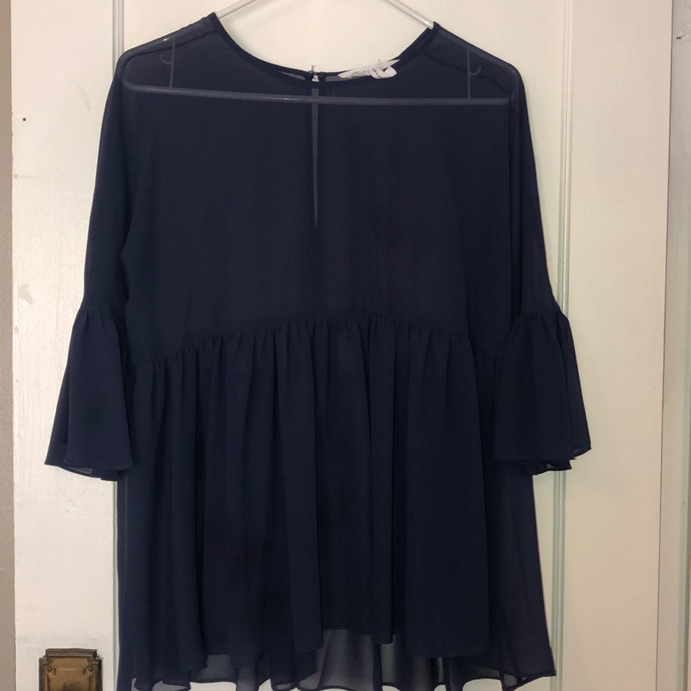 BCBG generation sheer Navy top